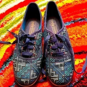 Keds blue & bronze aztec needlepoint shoe‎ - Size 7.5